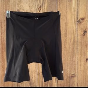 Canari M black padded bike shorts